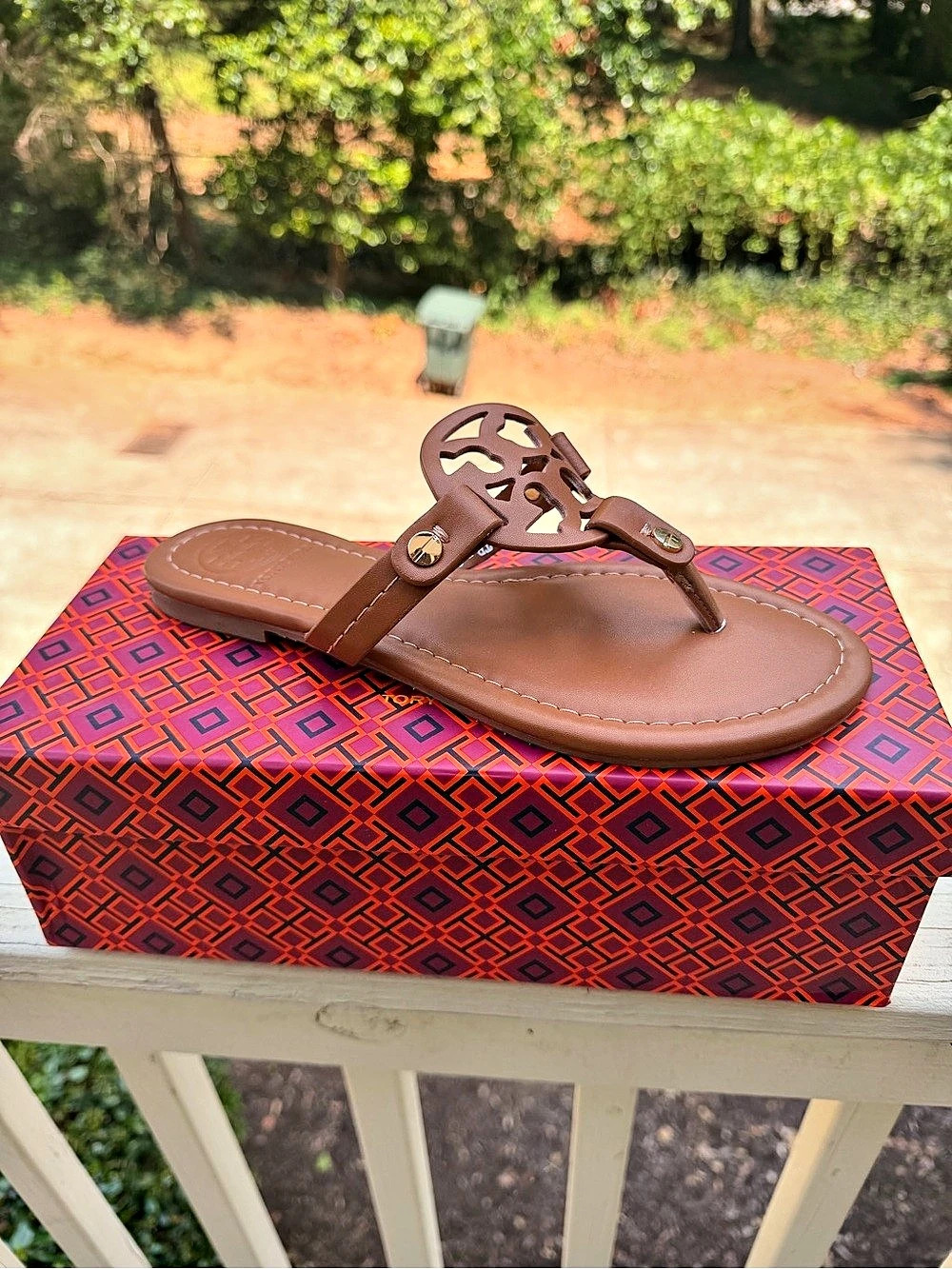 Tory Burch Miller Sandal Leather Logo Sandals in Brown Brand New